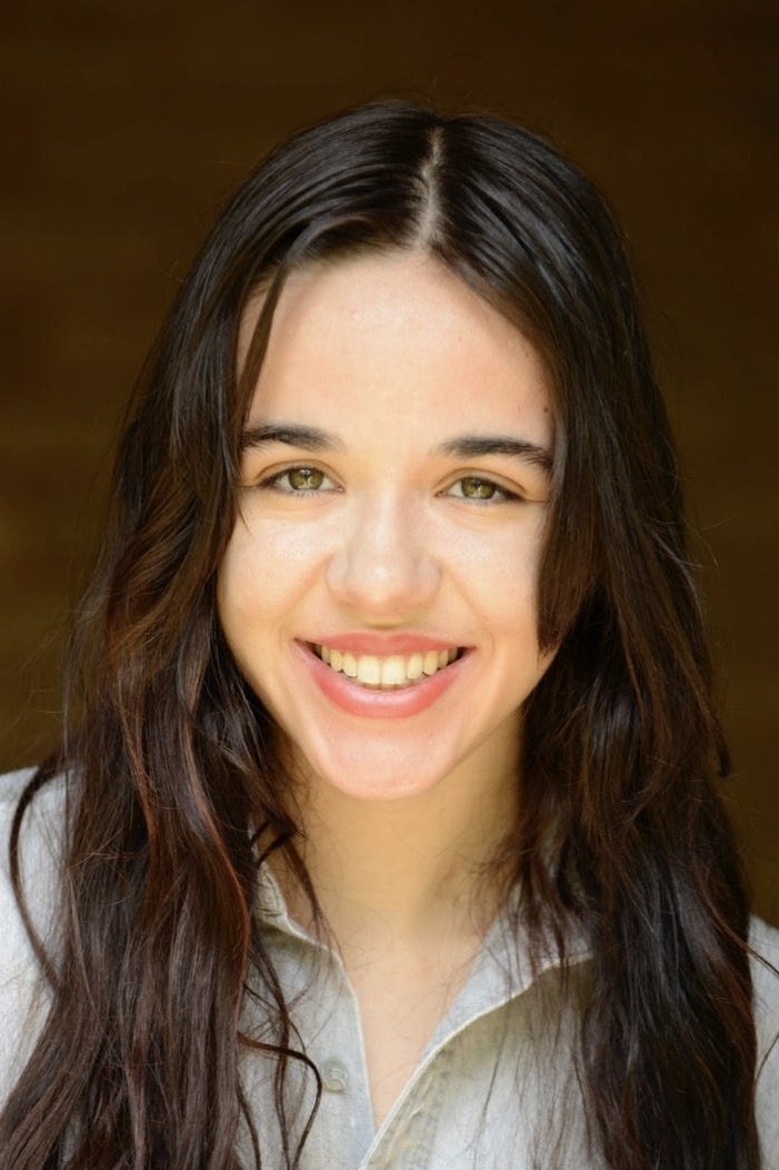Lorelei Linklater - Samantha