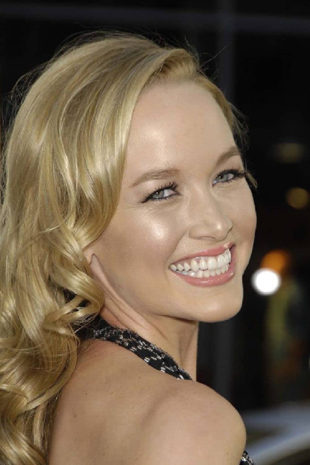 Kelley Jakle - Jessica