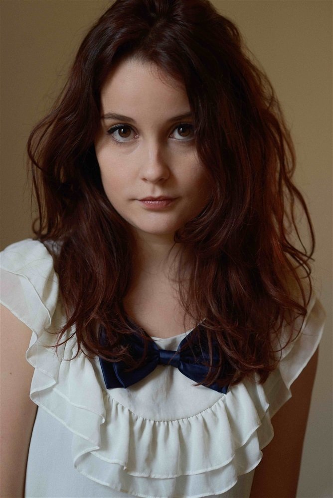 Charlotte Levy - Tween Gamer Girl
