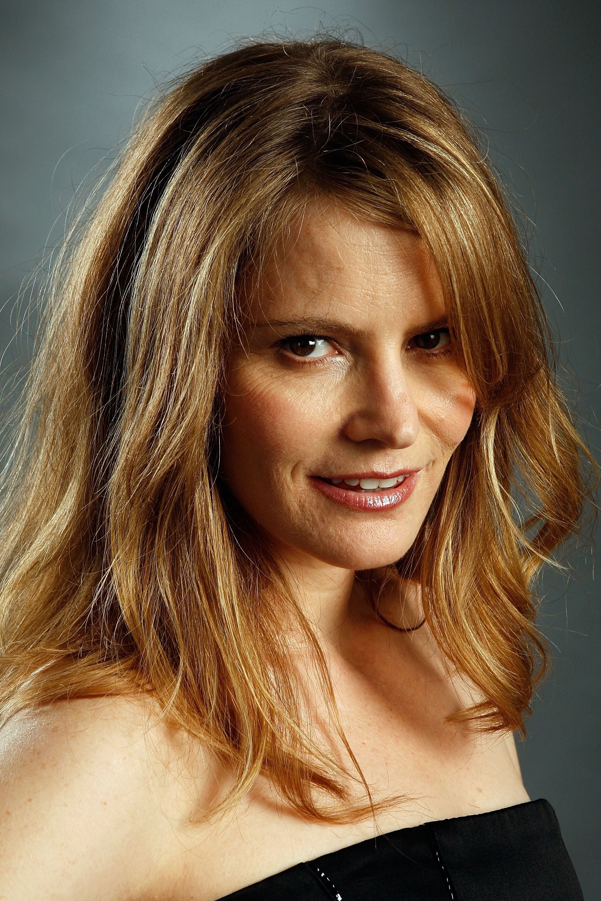 Jennifer Jason Leigh - Corey Ellman
