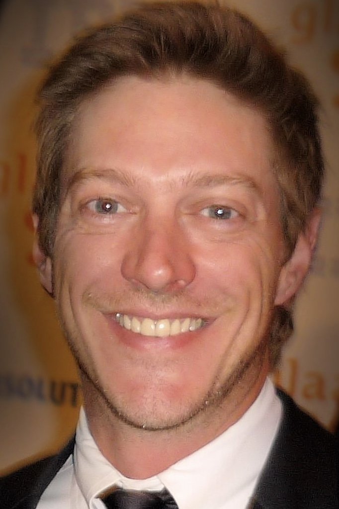 Kevin Rahm - Frank Kruse