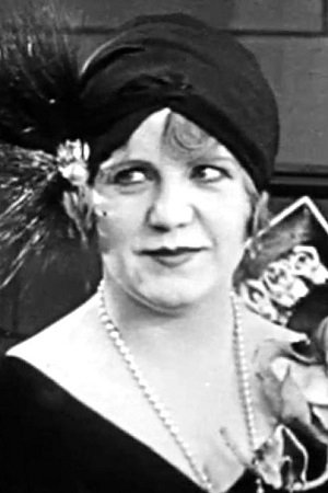 Kay Deslys - Audience Member (uncredited)