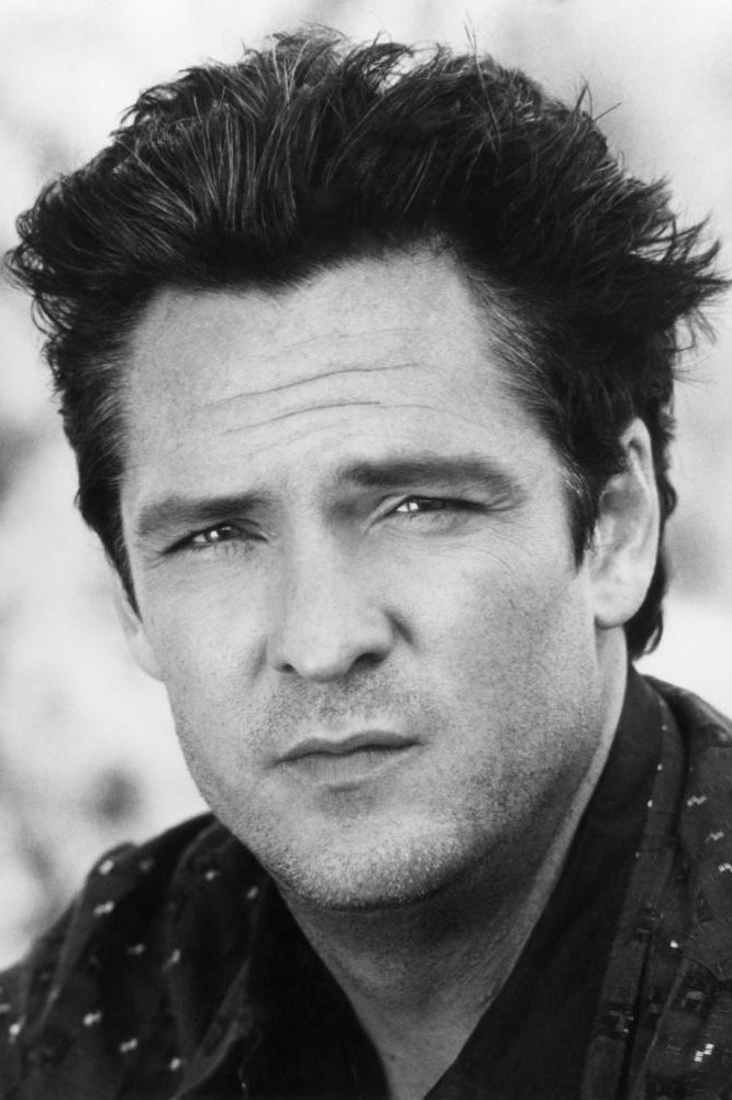 Michael Madsen - Officer Hansen