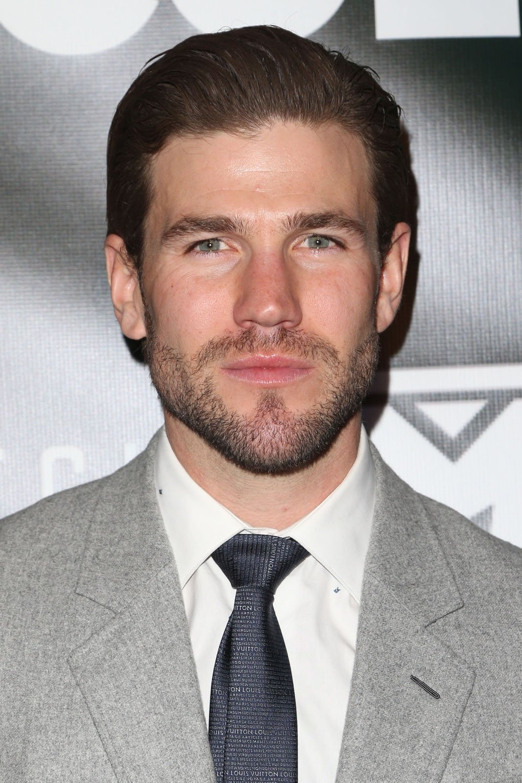 Austin Stowell - Joshua Templeman