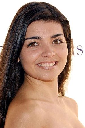 Ara Celi - Sale House Woman #1