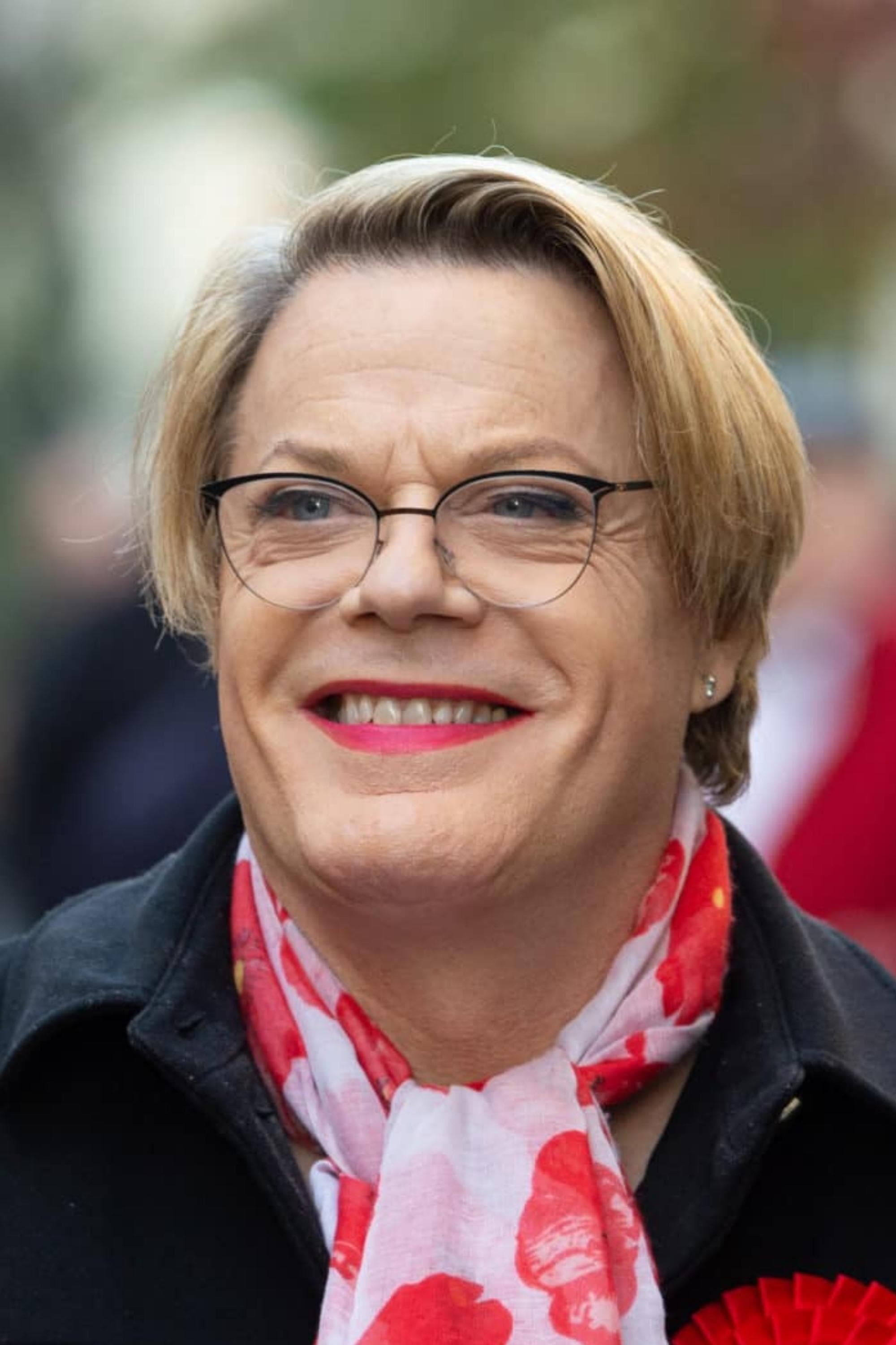 Eddie Izzard - Self