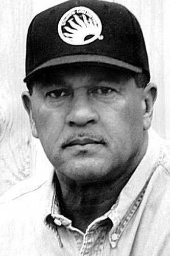 Manny Perry - Grocery Store Cop (uncredited)