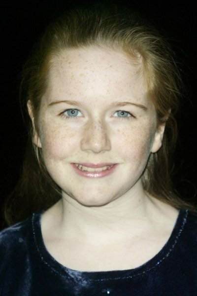 Lulu Popplewell - Daisy, Karen's Daughter