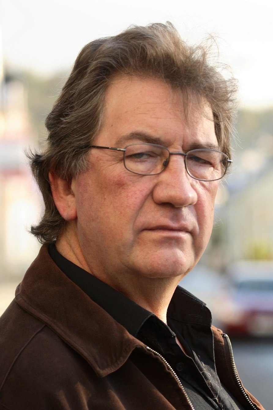 Alan Stanford - Leonard (voice)