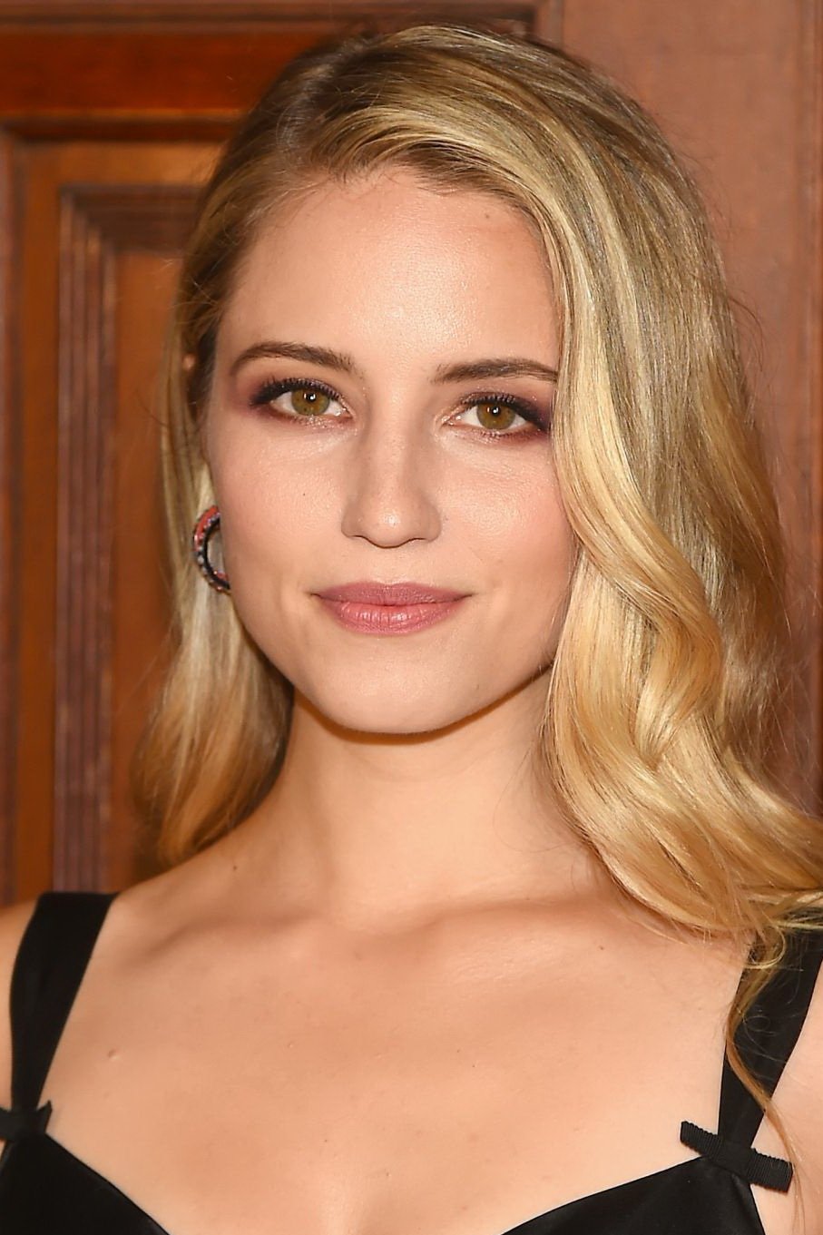 Dianna Agron - News Anchor (voice)