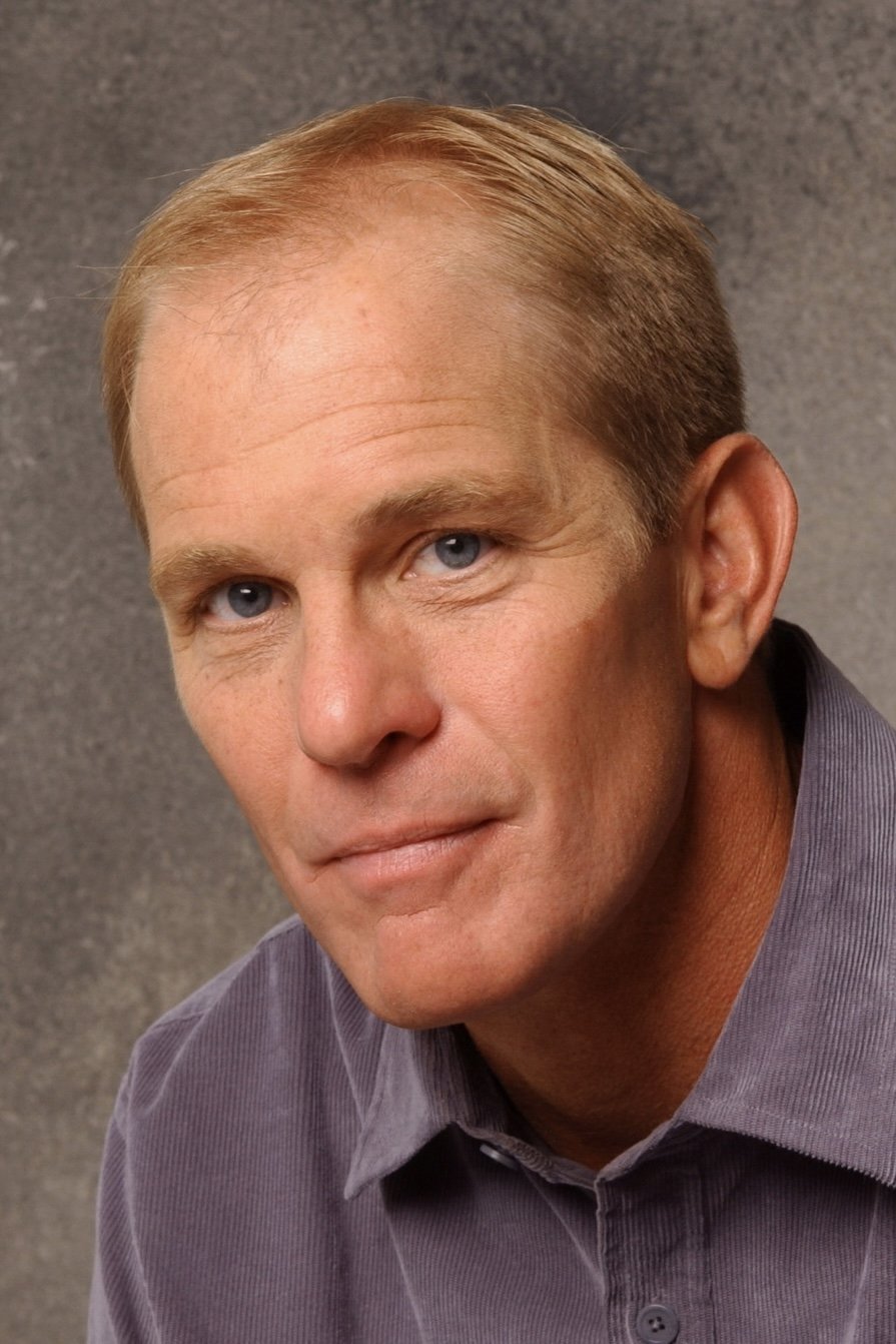 Steven Ford - Lieutenant Willy