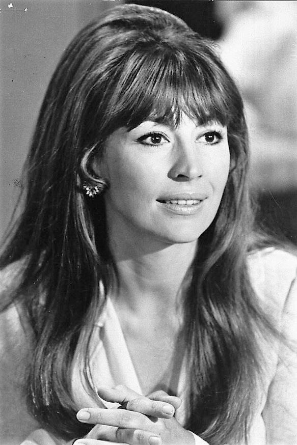 Nanette Newman - Self