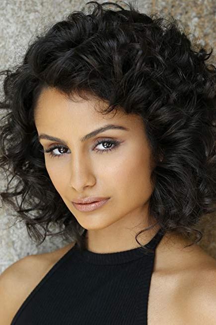 Nazanin Mandi - Model
