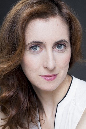 Carmela Lloret - Rodrigo's Therapist