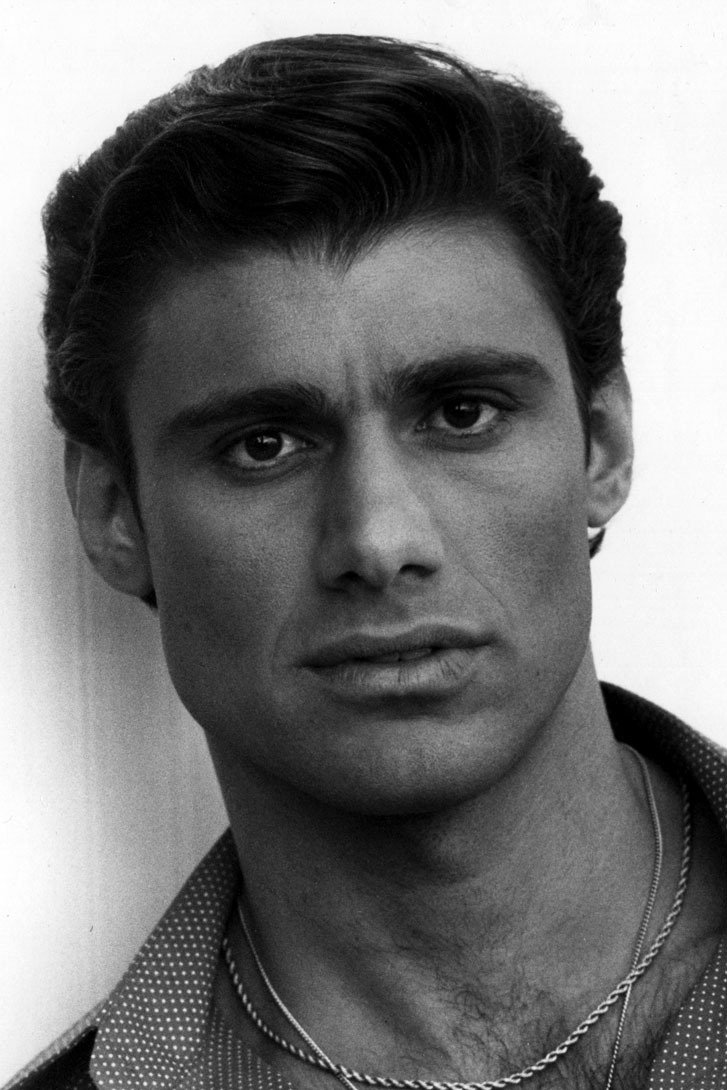 Steven Bauer - Manny Ray