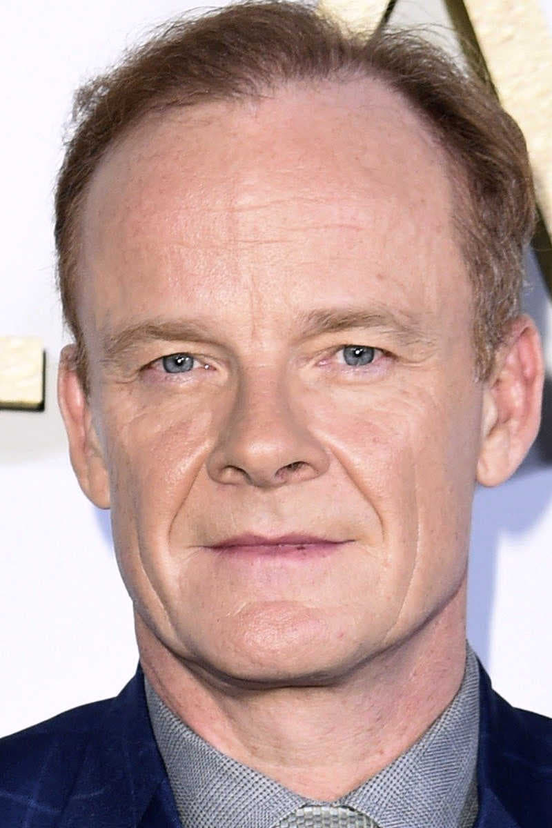 Alistair Petrie - General Draven