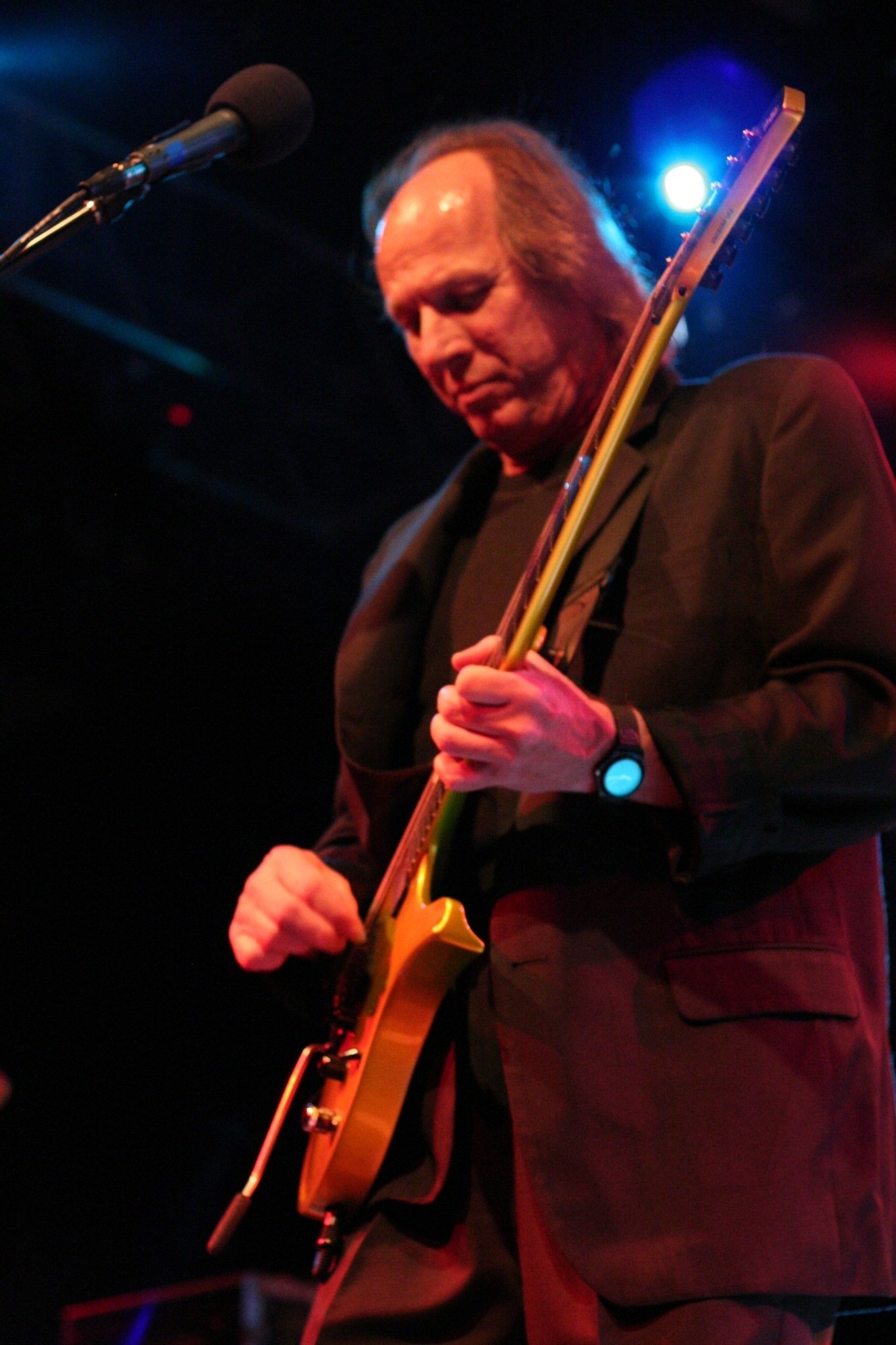 Adrian Belew - Self (archive footage)