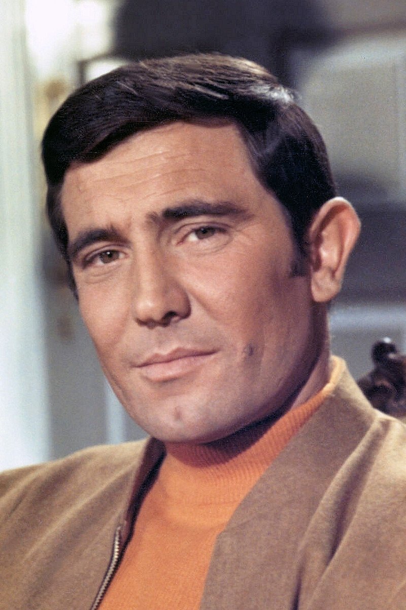 George Lazenby - Himself - Actor