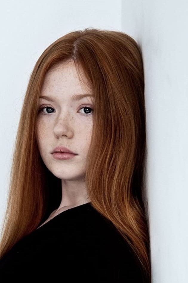 Layla Burns - Caitrin