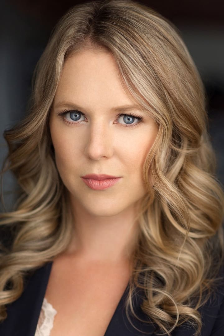 Tegan Moss - Minnie Kirk