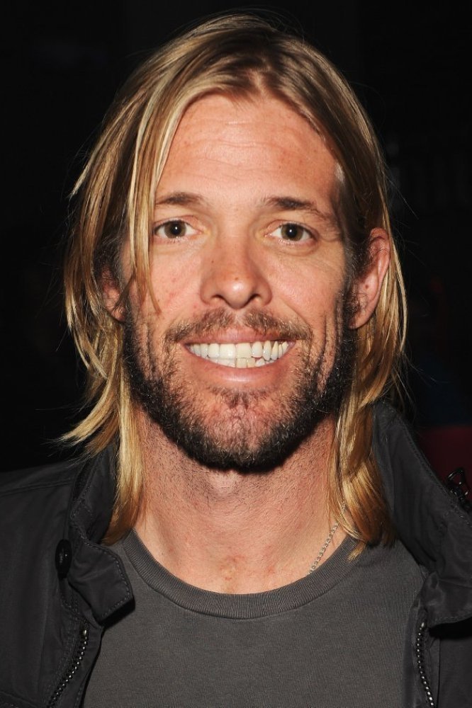 Taylor Hawkins - Self - Band Foo Fighters