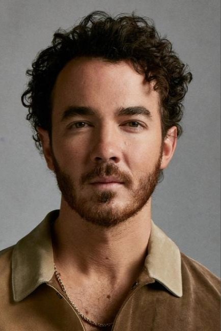 Kevin Jonas - Self - Musical Guest