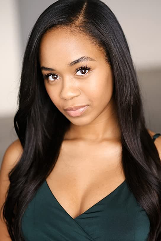 Jasmin Lawrence - Gorgeous Door Woman