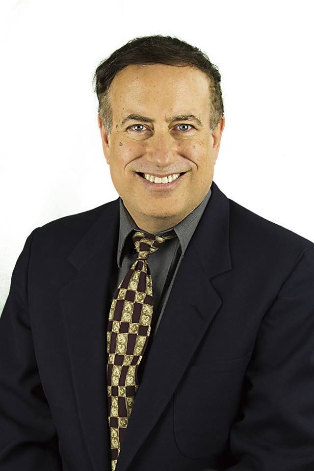 Richard Rossi - Diner Patron #2 (uncredited)