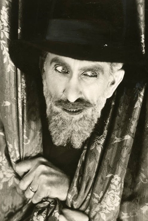 Charles Herzinger - (uncredited)