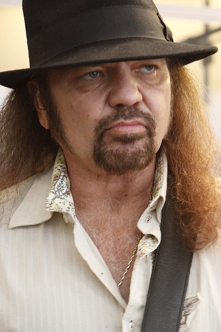 Gary Rossington - Himself