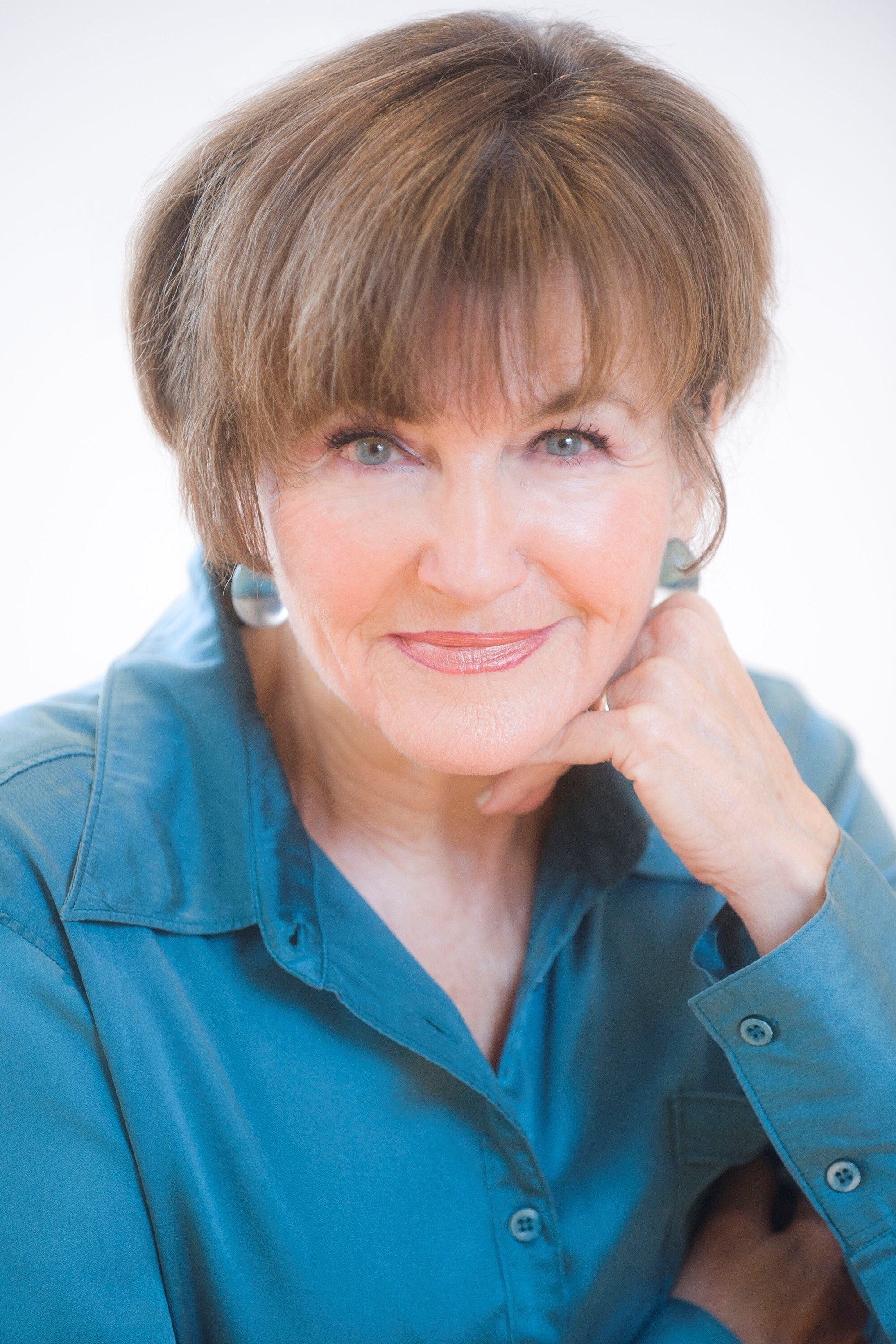 Annette Miller - Mrs. Tanken