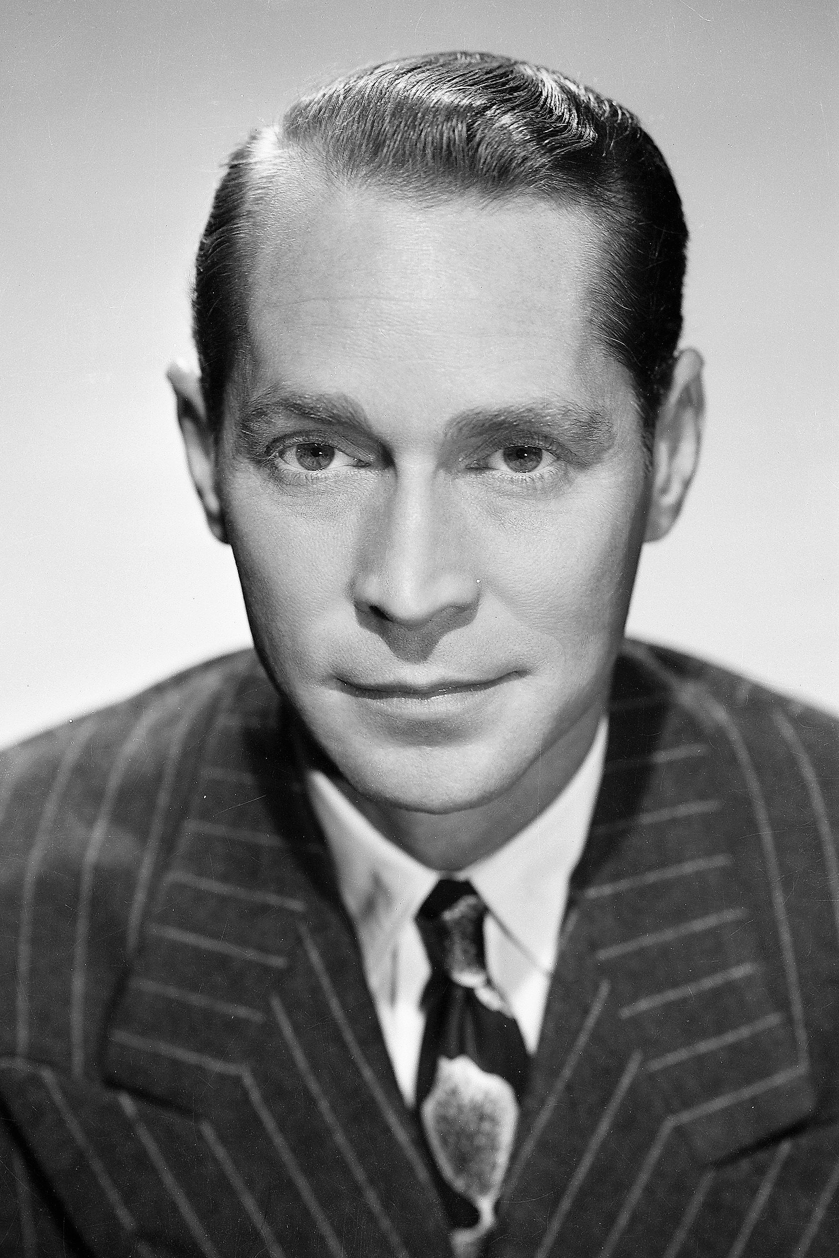 Franchot Tone - John 'Jack' Marlow