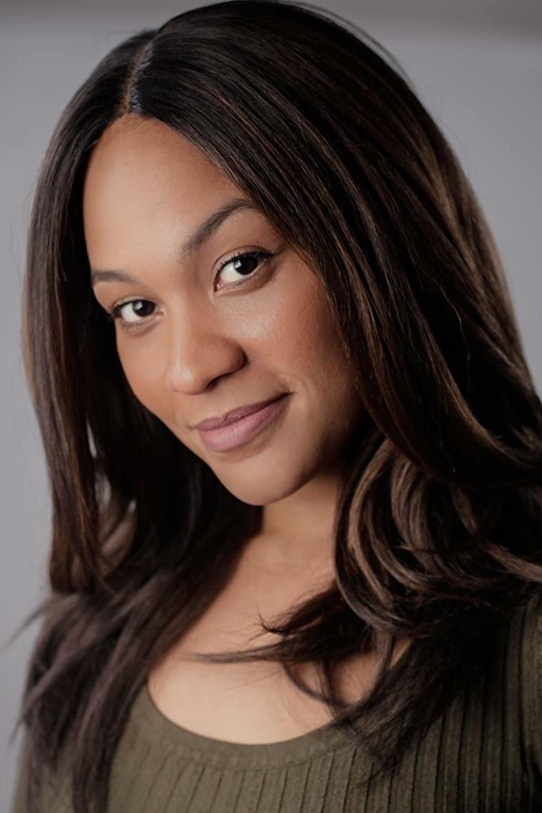 Sasha Kelly Jackson - EMT