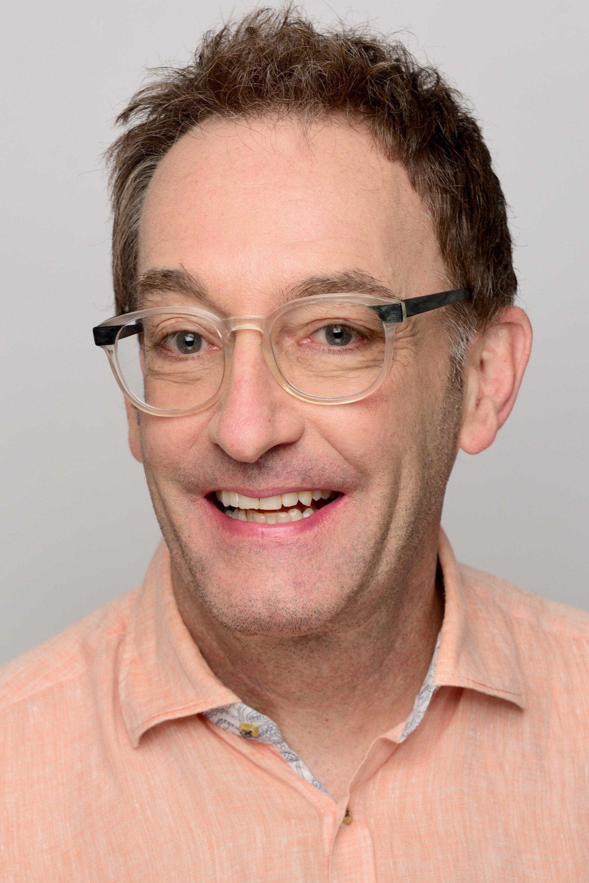 Tom Kenny - Penguin (voice) / Perry White (voice)
