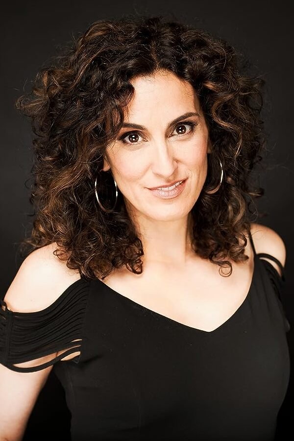 Amanda Martínez - Maricella Beck Ford