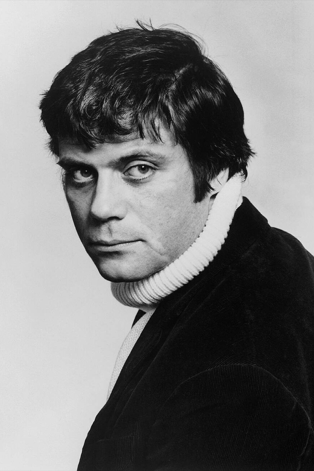 Oliver Reed - Gen. Rodolfo Graziani