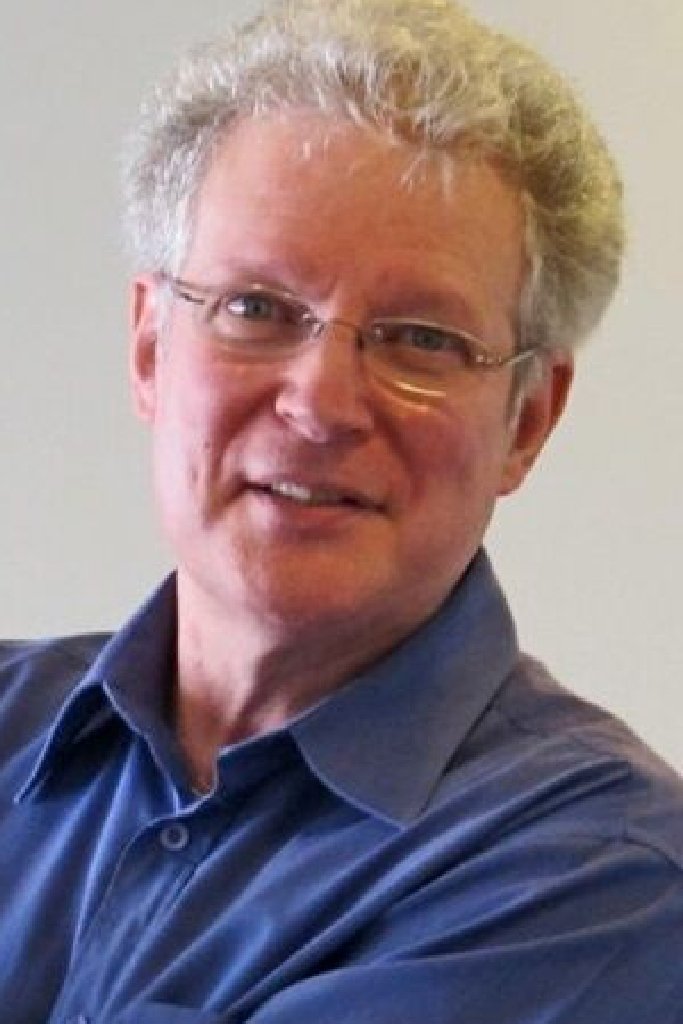 Ronnie Le Drew - Additional Muppet Performer (voice)