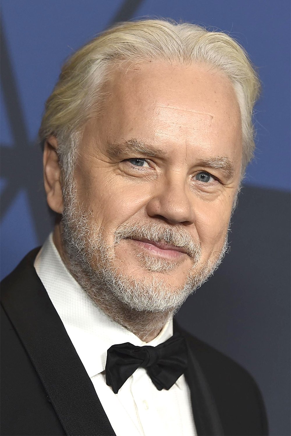 Tim Robbins - Self (archive footage)