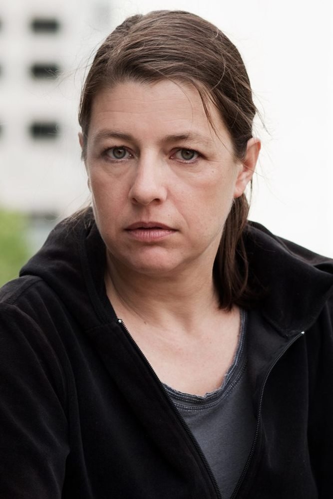 Tilla Kratochwil - Eleanor / Anna Franzen