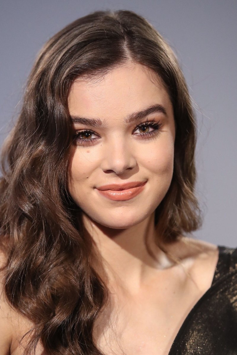 Hailee Steinfeld - Self - Kate Bishop