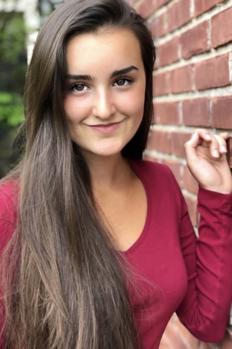 Lily Peterson - Marymount Student (uncredited)
