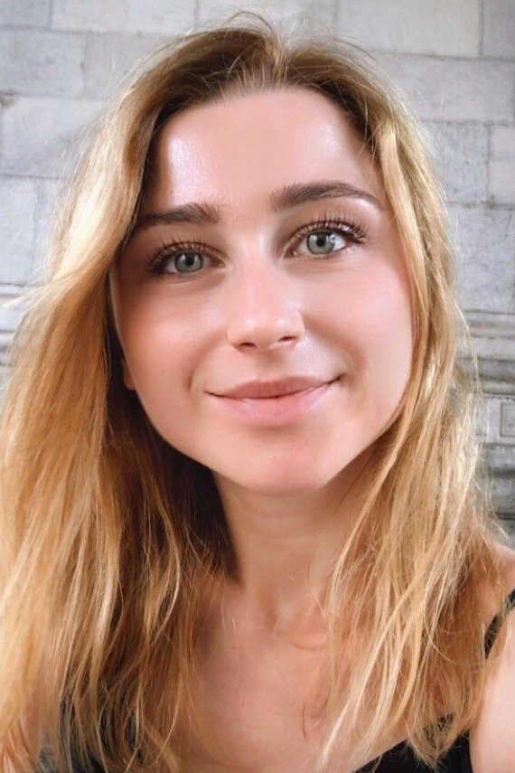 Klaudia Csányi - Terri