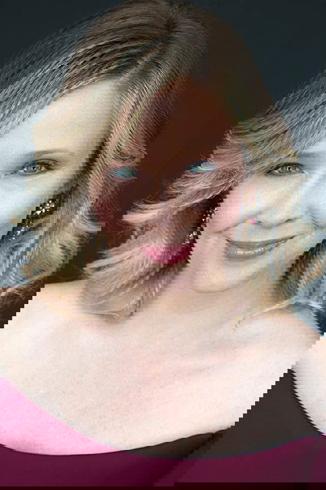 Suzanne Waters - Bomb's Opera Voice (voice)