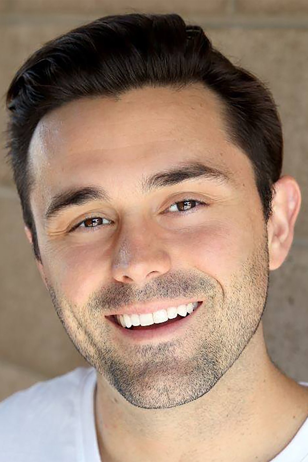 Alex Farnham - Henriquez