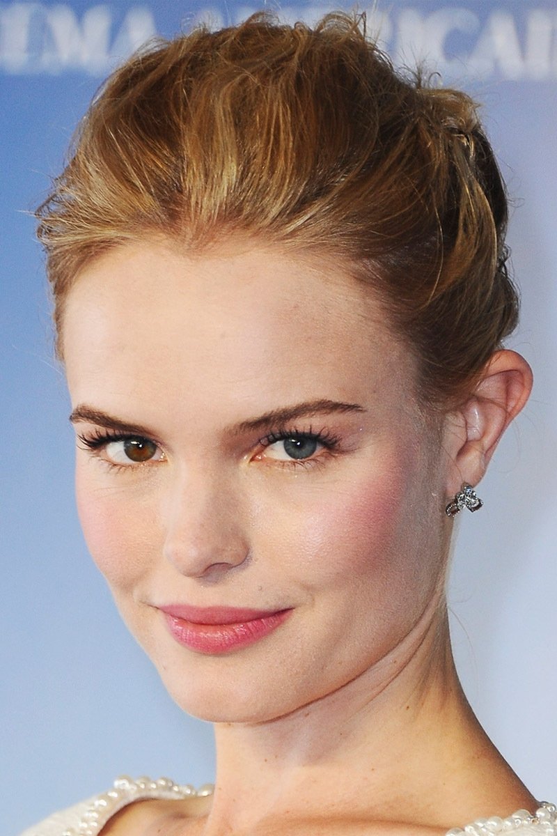 Kate Bosworth - Emma Hoyt
