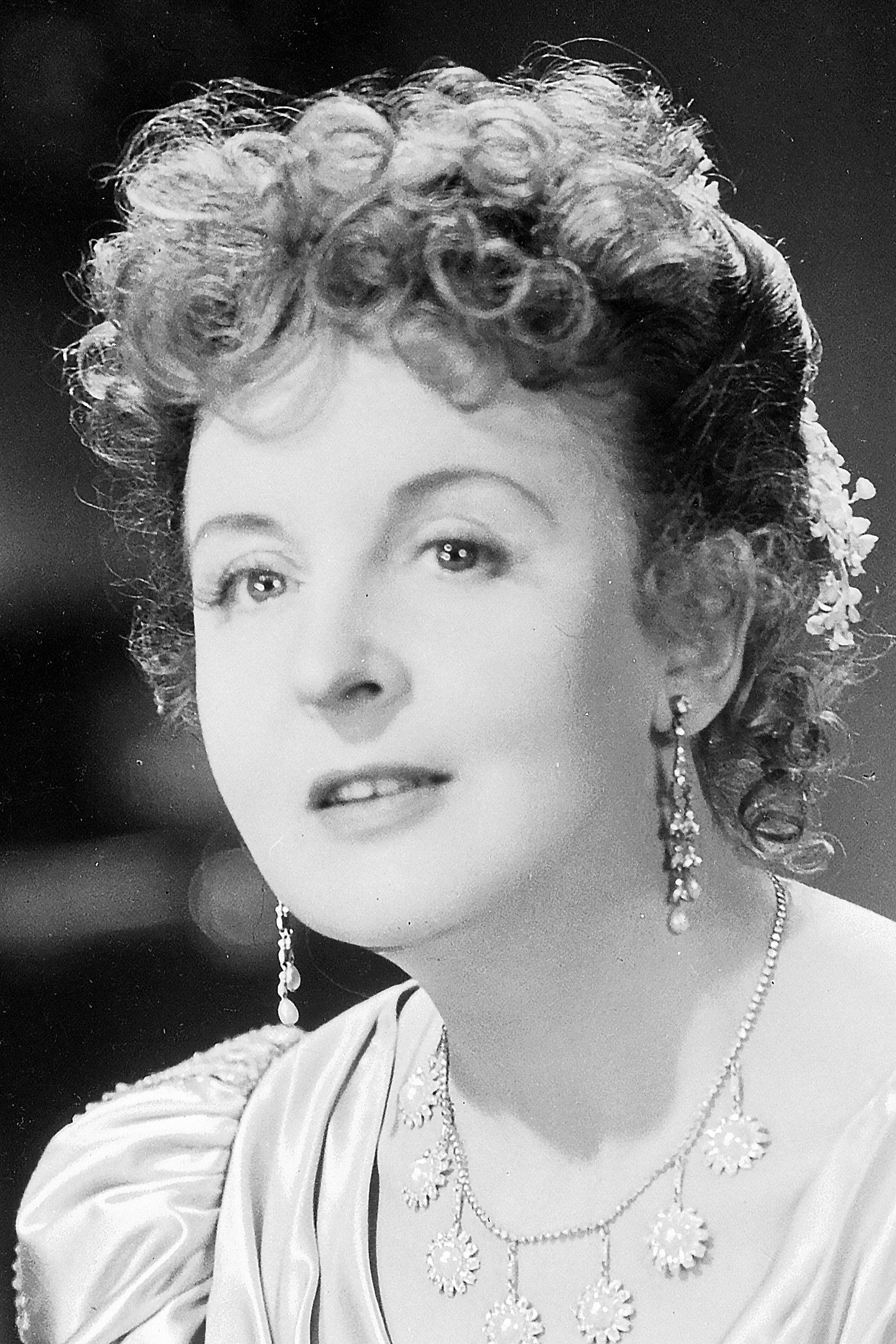 Doris Lloyd - Madame Kettisha