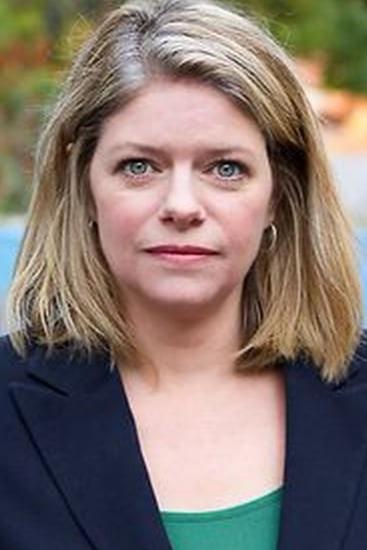 Kirsten Bishop - Carrie Reynolds