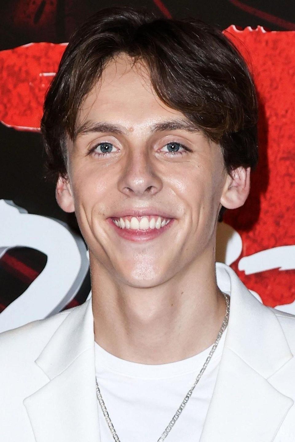 Jacob Bertrand - Monty (voice)