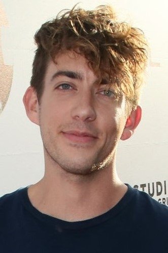 Kevin McHale - Artie Abrams