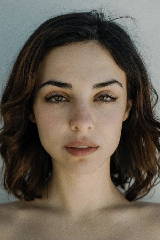Fiona Palomo - Angelica